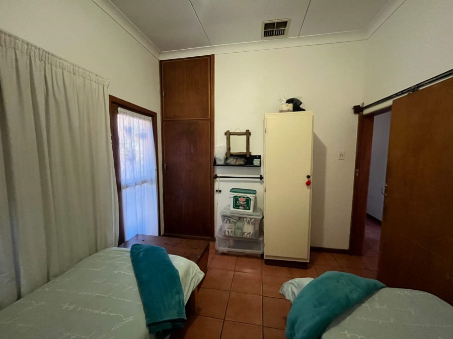 5 Bedroom Property for Sale in Die Rand Northern Cape